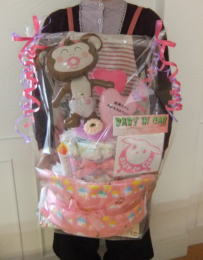 2段のおむつケーキ。可愛くてボリュームもgood!お店で一番人気のサイズです。